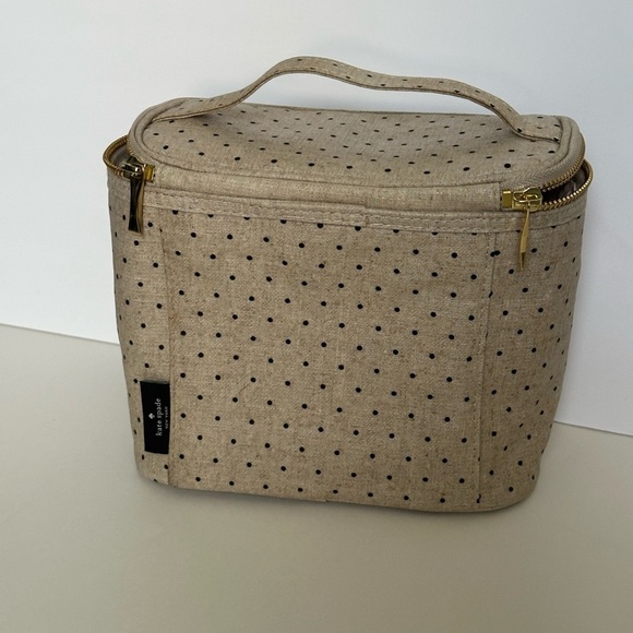 Kate Spade “out to lunch” Tote Bag - Picture 3 of 9